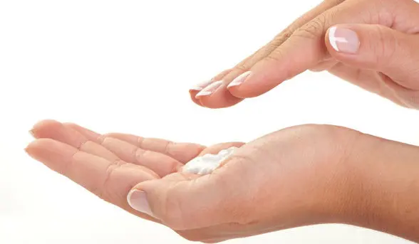 Средства для увлажнения кожи рук