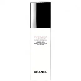 Вода для снятия макияжа Chanel Eau Douceur