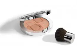 Пудра для лица Dior Diorskin Nude Tan Light