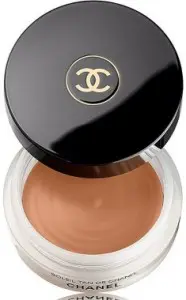 Тональный крем для лица Chanel Soleil Tan De Chanel