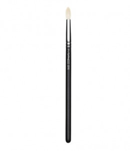 Кисть для теней M.A.C Blending Brush 221S