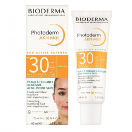 Флюид для лица Bioderma Photoderm AKN Mat SPF30 Correcting Mattifying Fluid